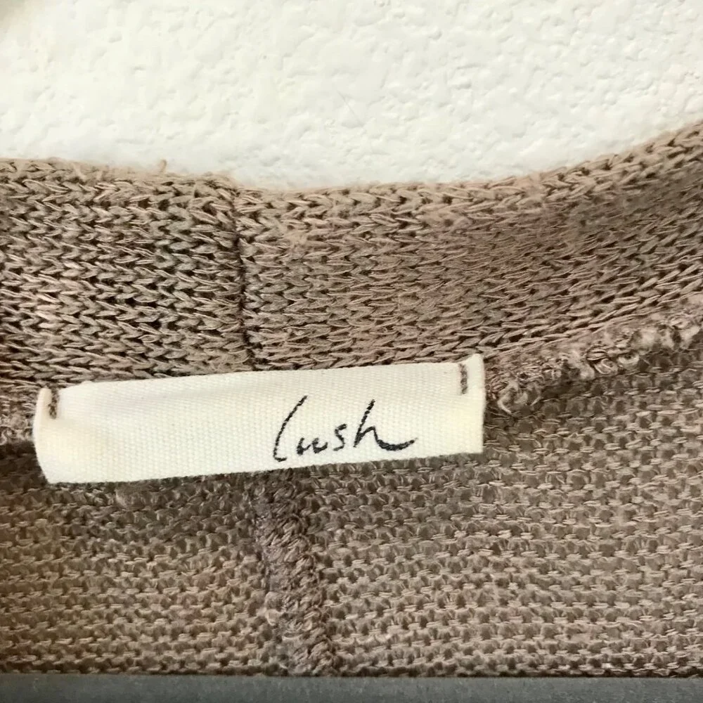 Lush Women's Open Knit Lightweight Neutral‎ Dolman Short-Sleeve Sweater. Size XS